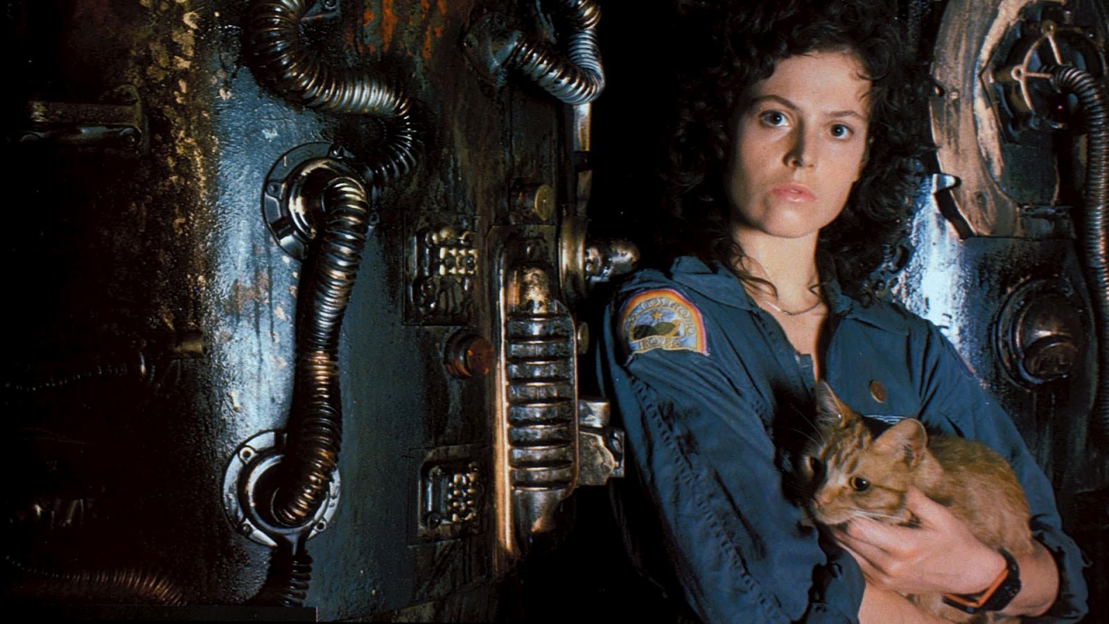 Ellen Ripley with cat in Alien (1979)